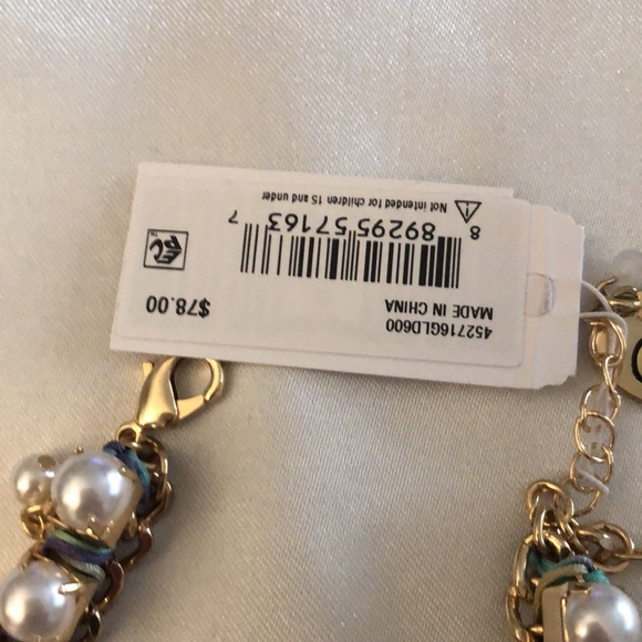 Betsey Johnson Gold Tone & Faux Pearl Back To School Charm Bracelet NWT - Picture 4 of 16